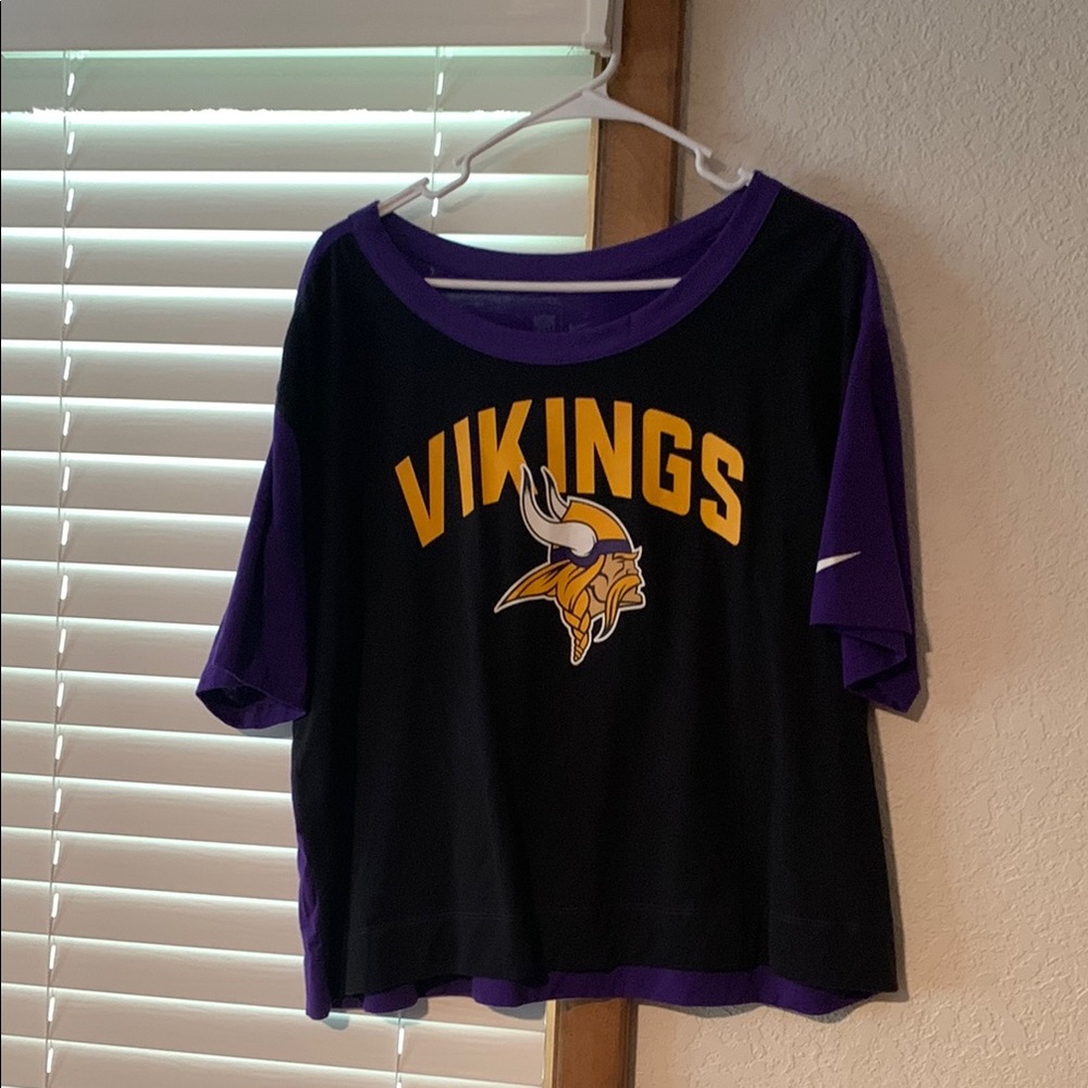 Vikings Black and Purple T-Shirt Nike New